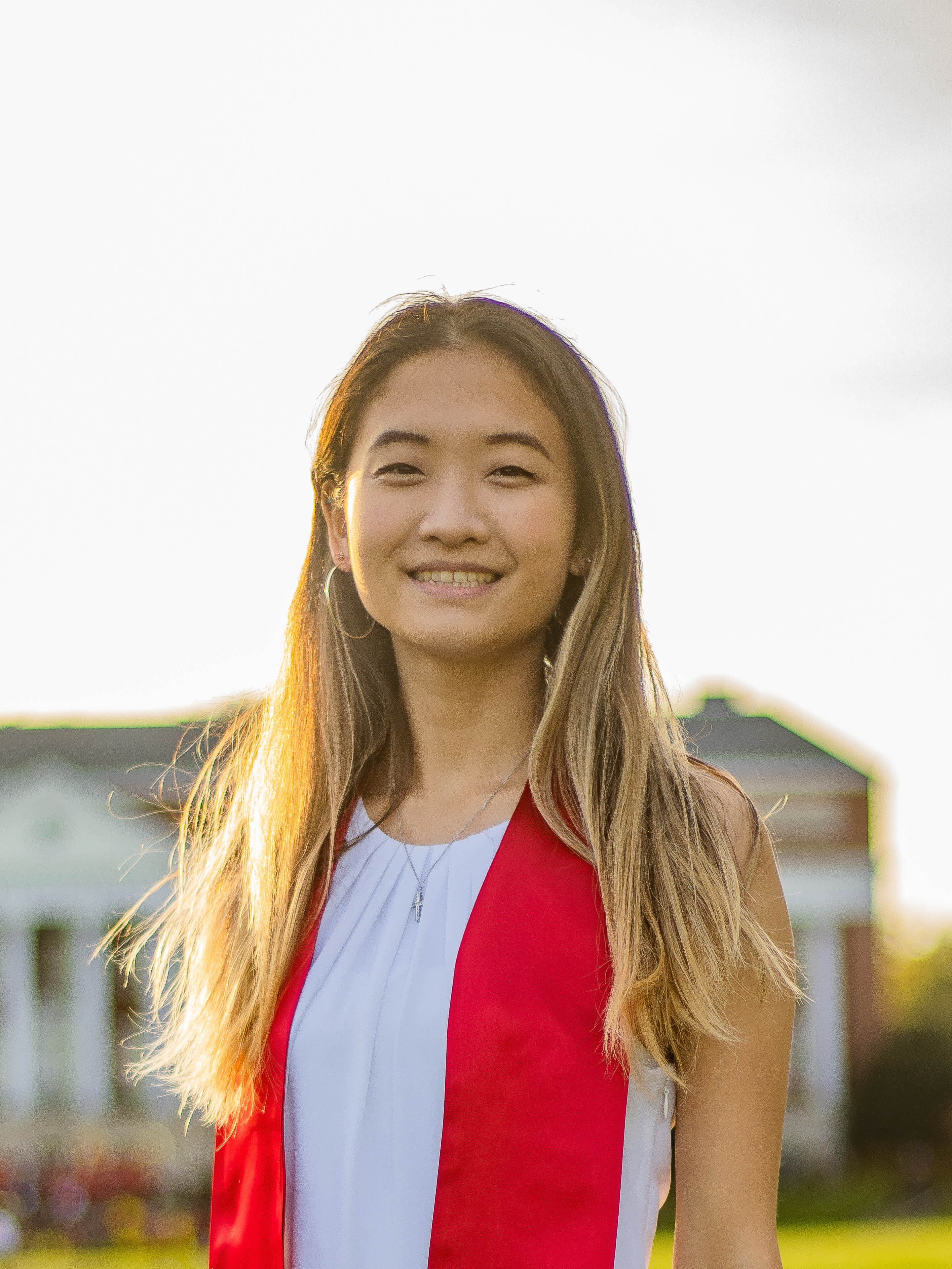 Autumn was born in Chia-yi, Taiwan, and moved to the US to attend University of Maryland College Park. She majored in computer science and linguistics. In her free time, she enjoys bouldering, taking photos, and making food that reminds her of home.